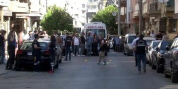 Li Îzmîrê êrişî qereqola polîsan hat kirin