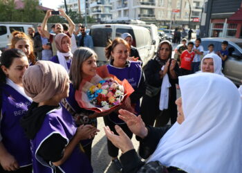 Meşvanên azadiyê li Wanê bi coş hatin pêşwazîkirin