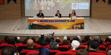 Govend ji bo Kurdan bûye zimanê berxwedanê