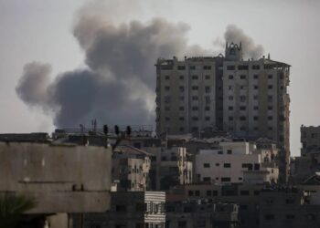 Tevî agirbestê Îsraîlê êriş kir: 4 mirî 40 birîndar hene