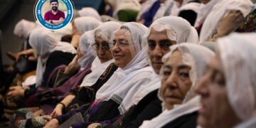 Ji konferansê wêneyên dayikên laçik spî