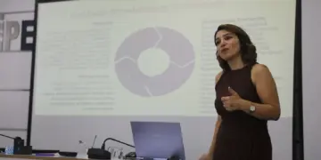 Derûnnas Kepenek: Perwerdehiya bi zimanê Kurdî bingeha herî berbiçav a aştiyê ye