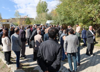 Şîna endama YJA-STARê Ayazê bi girseyî hat ziyaretkirin