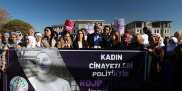 Ji bo Rojîn Kabaîşê edalet xwestin