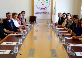 Heyeta KESKê bi partiyên siyasî re hevdîtin pêk anî