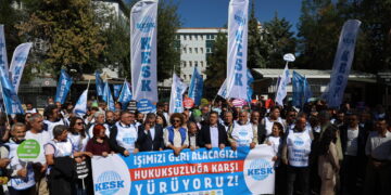 Temsîlkaranê KESK’î Amed ra ver bi Anqara dest bi rayîrşîyayîşî kerd