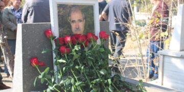 ‘O pêşengê rojnamegeran bi’