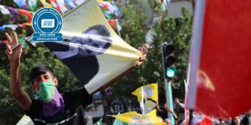 Welatiyên Êlihê: Em ji bo azadiya Rêberê xwe li vir in