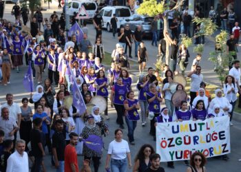 Fîgen Yuksekdag: Rêya çareseriyê Îmraliyê derbas dibe