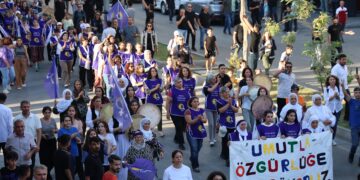 Fîgen Yuksekdag: Rêya çareseriyê Îmraliyê derbas dibe