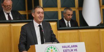 Tuncer Bakirhan: Divê Tirkiye bi Rêveberiya Xweser re tekilî dayne