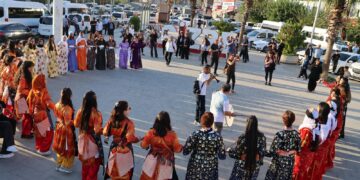 Gel vexwendin Mîhrîcana Govendê ya Jinê