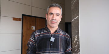 ‘Divê di serî de Birêz Ocalan guhdar bikin’