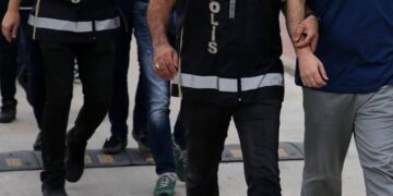 8 ciwanî ameyê destbendkerdene