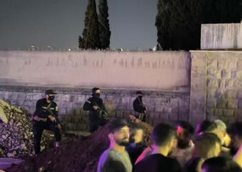 Gelê Şêxmeqsûd û Eşrefiyê li dijî dorpêçê daketin qadan