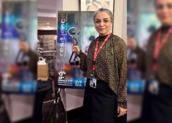 Dîrektora kurd Şîlan Sadî xelata belgefîlmî ya tewr başe girewte