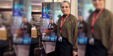 Dîrektora kurd Şîlan Sadî xelata belgefîlmî ya tewr başe girewte