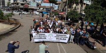 Protestoyê Komploya 9ê Citmenge: Azadîya Abdullah Ocalanî do biba gamêka tewr şênber  