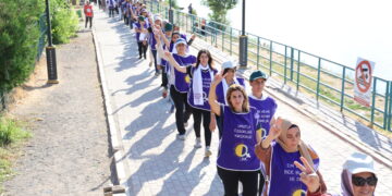 Jin li kêleka Çemê Firatê meşiyan: Bi berxwedanê hêviya aştiyê zindî dihêlin