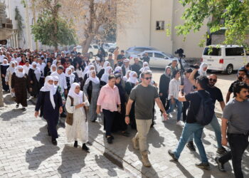 Bi girseyî çûn şîna Daniş û Acar