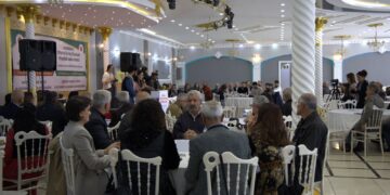 Komxebata Kurdî dest pê kir: Heta ziman nebe xwedî statu aştiyeke rast pêk nayê