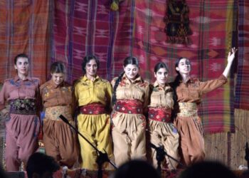 150 azadîxwazan, piştgirî dan Hunergeha Welat