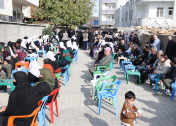 Bi girseyî çûn şîna şervana YPJê Derya Çaglar