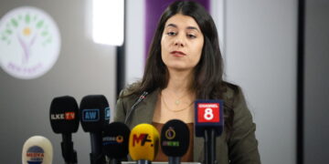 ‘Divê zarok neyên kuştin û mafên wan bên parastin’