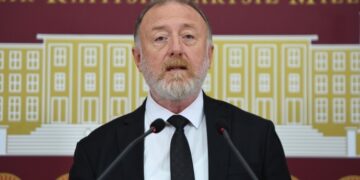 Sezaî Temellî: Ganî komîsyon êdî qerarê şîyayîşê Îmraliyî bido