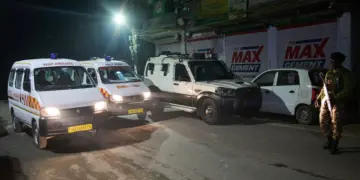 Di teqîna li Keşmîrê de 13 polîs mirin