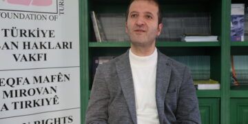 ‘Divê mafên nasname û çandî yên gelê Kurd bêşert bên qebûlkirin’