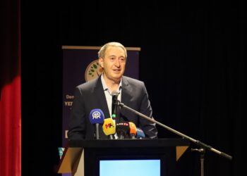 Tuncer Bakirhan: Demokrasiya xwecîhî nexweş e