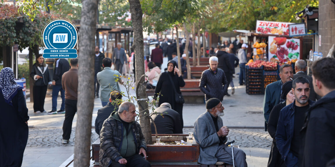 ‘Mifteya çareserî û azadiyê di destê Serok Ocalan de ye’