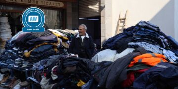 ‘Êdî kes nêeşkeno kincanê kehenan zî biherîno’