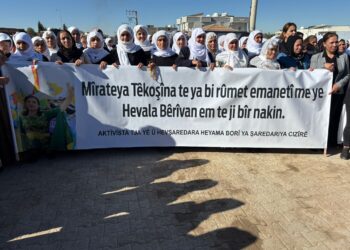 ‘Em ê wekî Bêrîvan Kutlu mal bi mal bixebitin’
