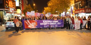 Li Manîsayê meş: Em ê li dijî tundiyê têkoşînê mezin bikin