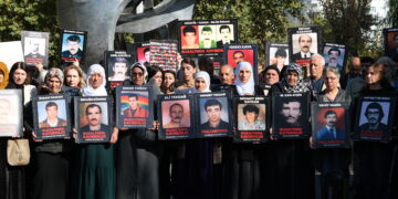 Xizmên Windayan vê hefteyê jinên hatine windakirin bi bîr anî