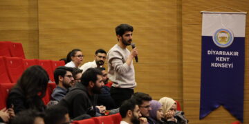 Konseya Bajêr a Amedê meclisa ciwanan ava kir