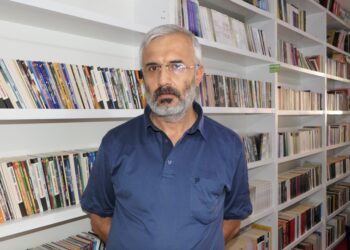 Dozger xwest nivîskar Azad Zal bê cezakirin