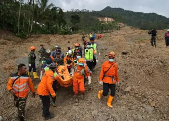 Li Endonezyayê hezaz çêbû: Herî kêm 30 kes mirin