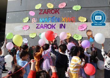 ‘Divê em mafên zarokan biparêzin’