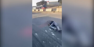 Pêşmergeyan êrîşî gel kir: Kesek hate kuştin û gelek welatî birîndar in