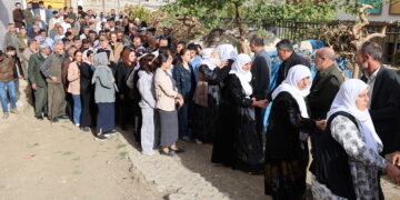 Bi girseyî serdana şîna Lokman Urun kirin