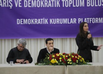 Bi tîfaqa Kurd û Tirkan wê demokrasî were Rojhilata Navîn