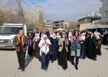 Bi girseyî serdana şîna Ferman Tûrgût kirin