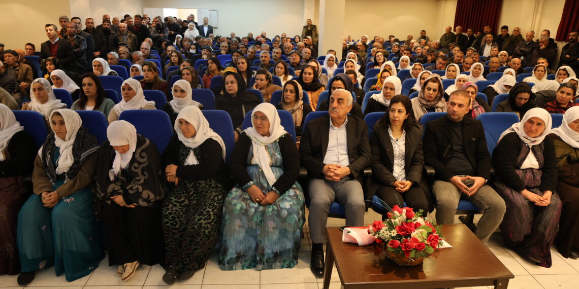 ‘Di avakirina civaka demokratîk de divê gel înîsiyatîfê bigire ser xwe’