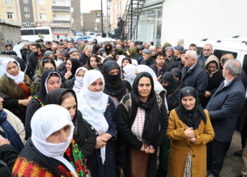 Gel bi girseyî çû şîna Endamê HPGê Lokman Gazyak