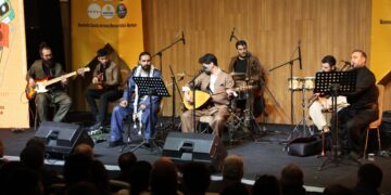 Mîhrîcana Muzîkê di roja 3yemîn de ye: Divê zilam pêşiya jinan negirin