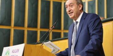 Bakirhan bersiva Ozel da: Heke em pirtûka celadên xwe vekin hûnê deyndar derkevin