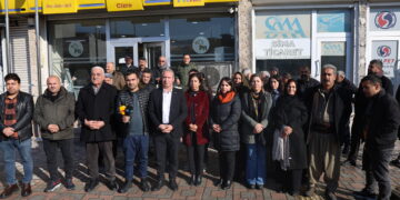 Ji Abdullah Ocalan û girtiyên siyasî re name şandin